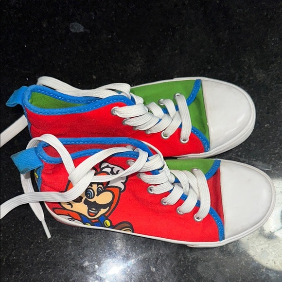 Super Mario Kids Colorful Cartoon High-Top Sneakers Size 1 - Picture 1 of 5